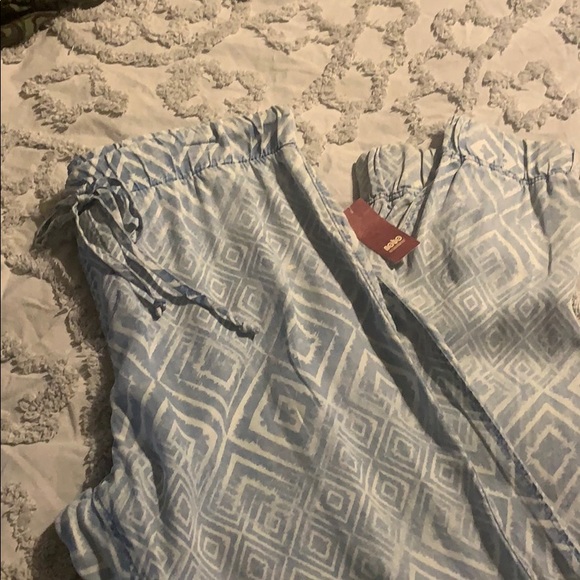 3/$25 Woman’s pants size 7/9 NWT - Picture 3 of 9